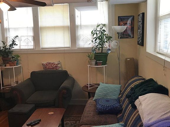 5th image of 2115 Blaisdell Ave #B