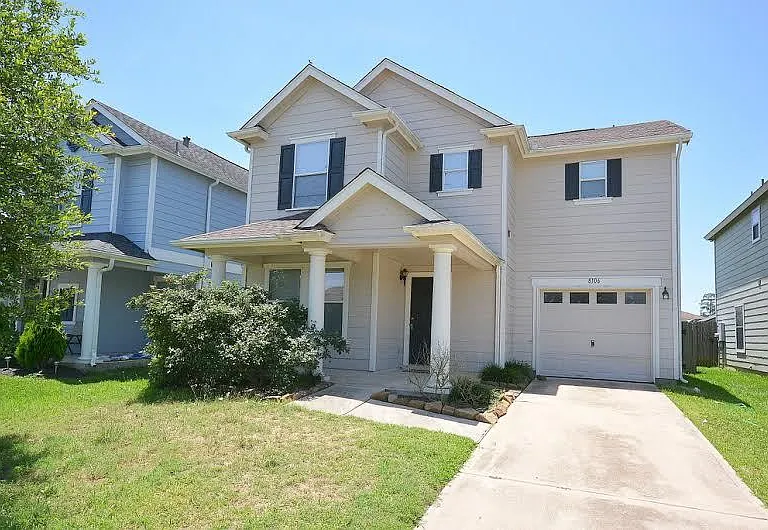 8106 Arrington Forest Ln — Photo 2