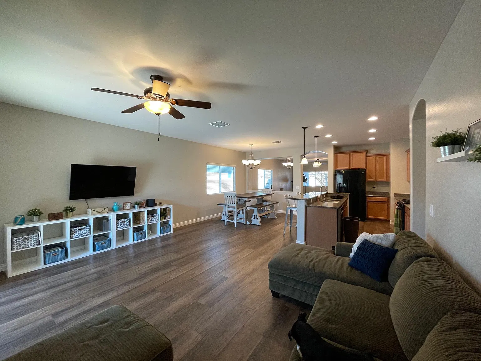 1457 W Hoptree Ave — Photo 2