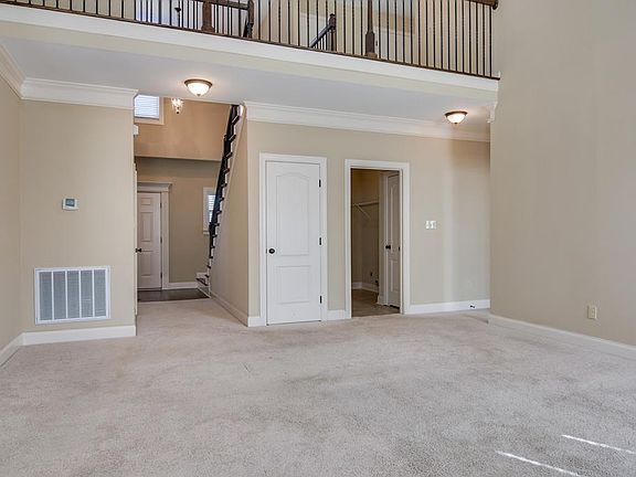 4th image of 5510 Dualwood Dr