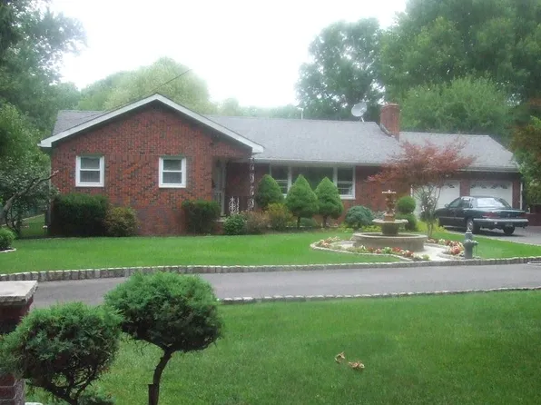 1335 Martine Ave, Scotch Plains, NJ 07076