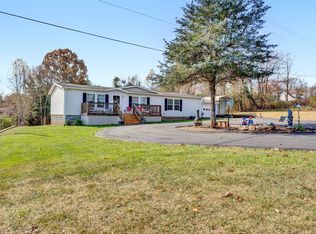 1747 Edwardsville Rd, Hardy, VA 24101
