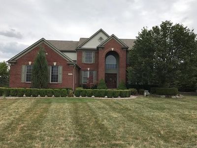 48166 Central Park Dr, Canton, MI, 48188