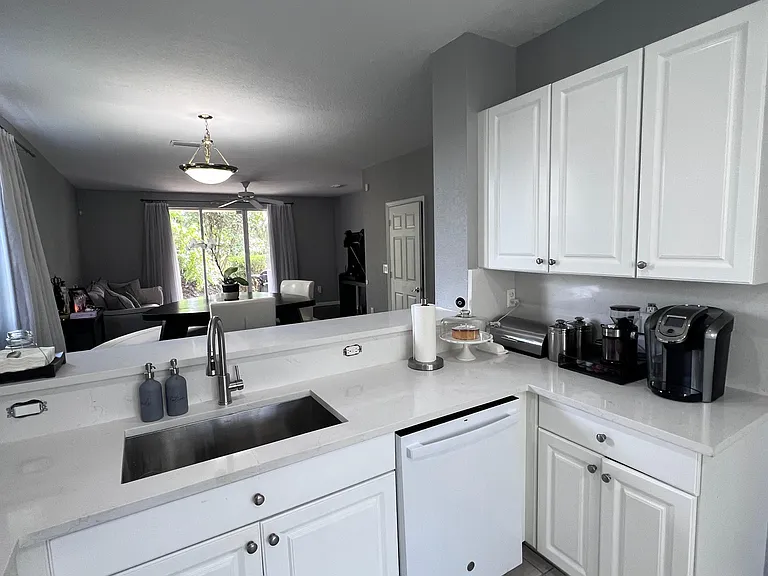 681 NW 42nd Ave — Photo 2