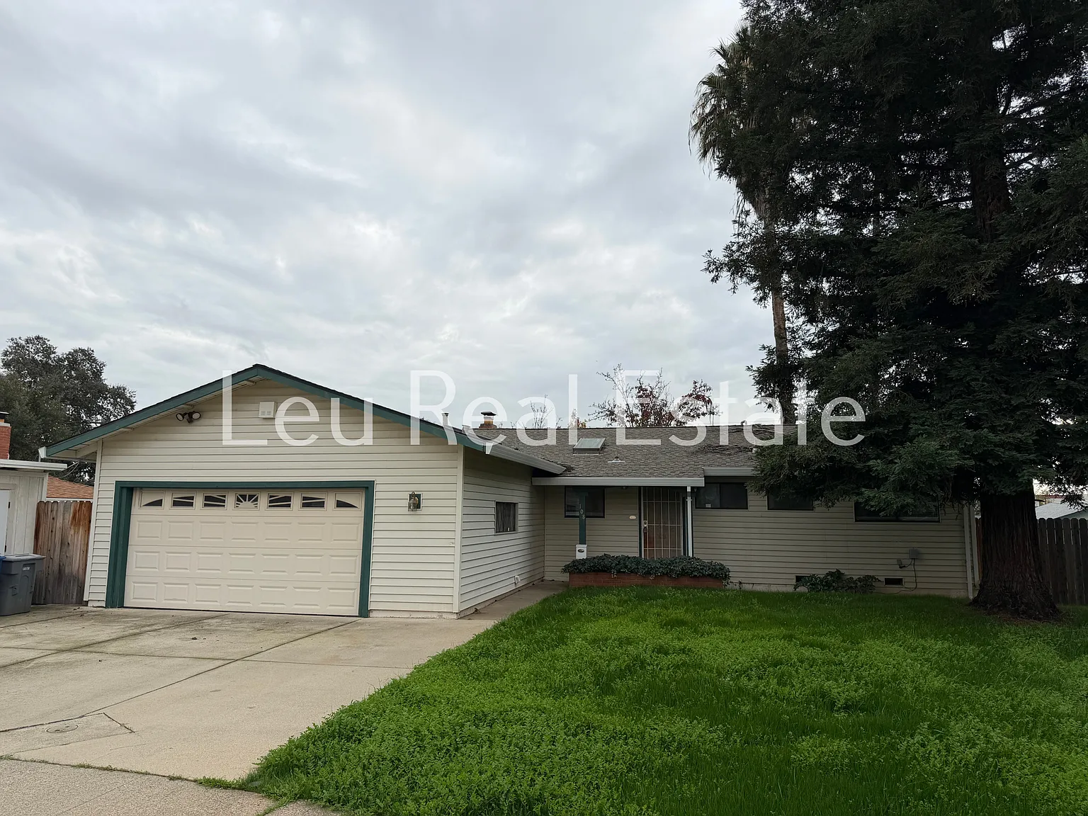 108 Montrose Ct photo 1