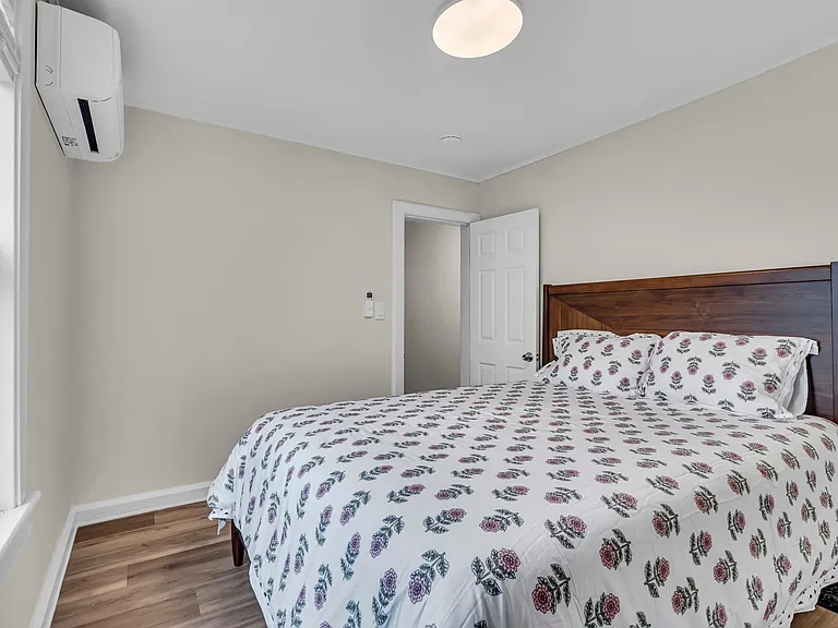 560 Prospect Ave — Photo 16
