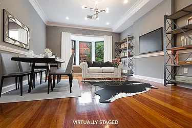 Rented by Dixon Advisory USA Inc.