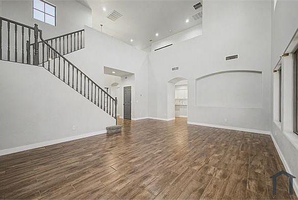 1st image of 17446 W Yavapai St