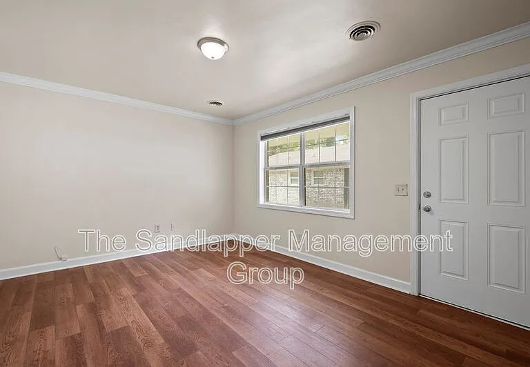 634 Cashew St #B — Photo 2