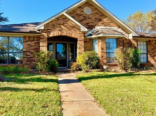 4917 Orchard Dr, Sachse, TX 75048