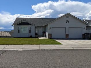4964 Pear Butte Dr, Yakima, WA