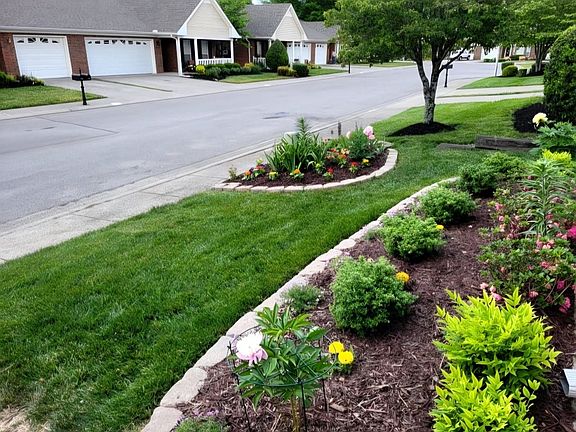 5th image of 720 Forest Glen Cir