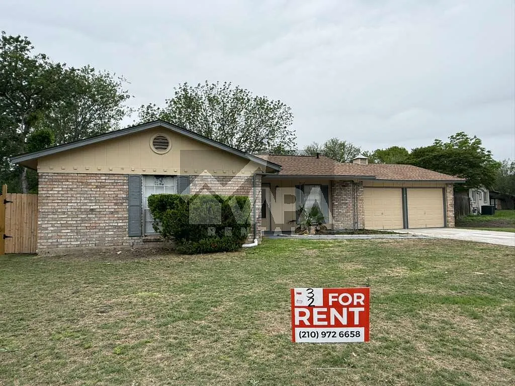 3 bed, 1154 sqft, $2,000 — Photo 2