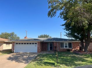 5426 9th St, Lubbock, TX 79416