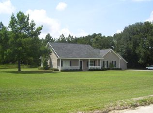 101 Ann Dr, Waycross, GA 31503