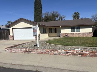1613 San Carlos Ln, Modesto, CA 95355