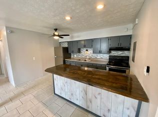 652 S Shore Ct, Vermilion, OH 44089