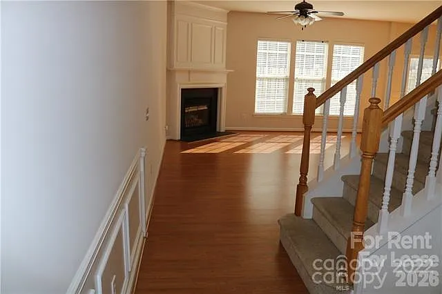 8115 Kincaid Ct — Photo 6