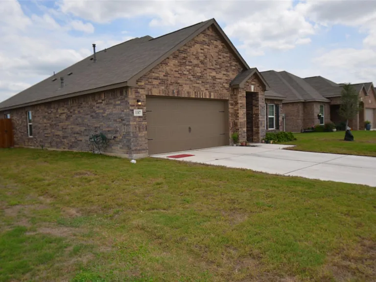 1187 Amy Dr — Photo 6