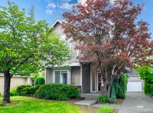 25029-1 SE 42nd Pl, Issaquah, WA 98029