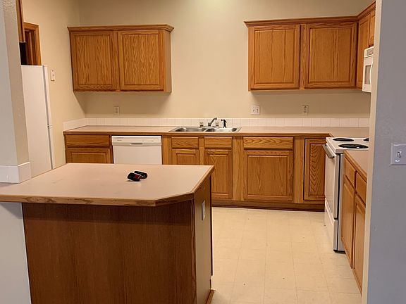 3rd image of 5808 W 7th Ave