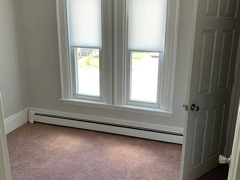 17 Mansfield St #2 — Photo 4