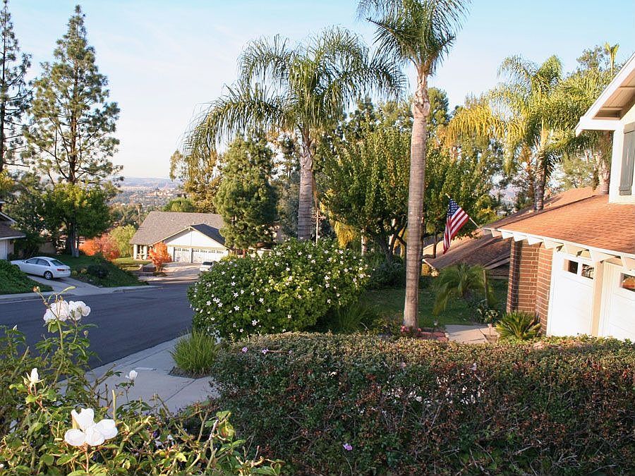 2nd image of 294 S Leandro St