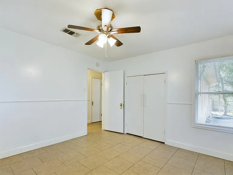 1106 Milner Dr — Photo 10