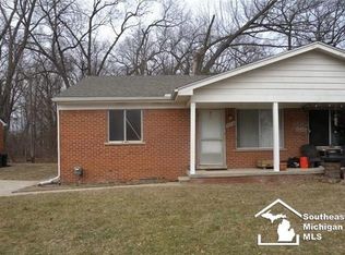 38216 Hixford Pl, Westland, MI 48185