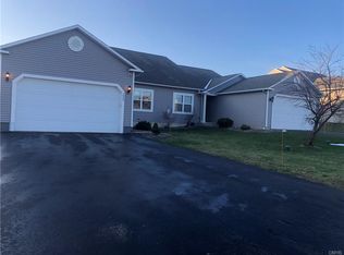 4949 Wintersweet Dr, Liverpool, NY 13088