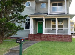 700 Arctic Ave, Virginia Beach, VA 23451