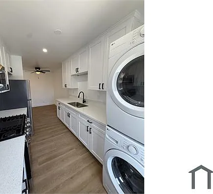 14254 Burbank Blvd #8 — Photo 6