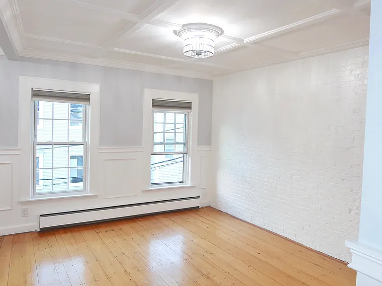 94 Bartlett St #3 — Photo 2