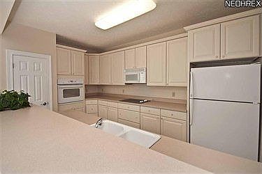 5th image of 5027 Bristol Ct
