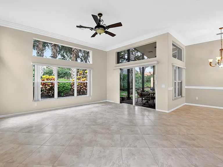 6812 Belmont Shore Dr — Photo 12