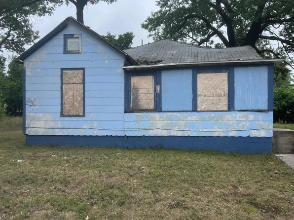 2832 Baker St, Muskegon Heights, MI 49444