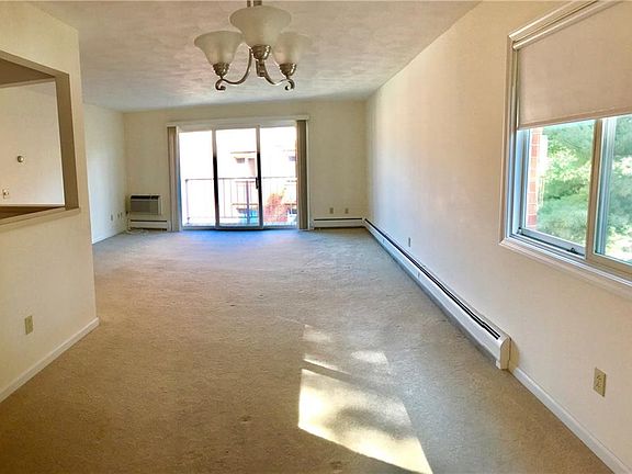 4th image of 1650 Douglas Ave APT 2201