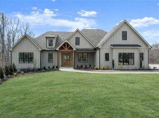 9224 Waldrip Rd, Gainesville, GA 30506