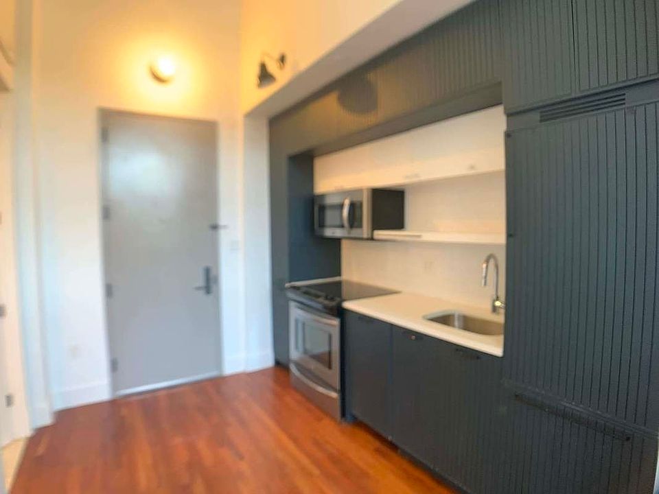 1st image of 180 Bainbridge St #3B
