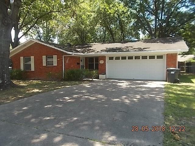 1st image of 2018 E Belclaire Cir