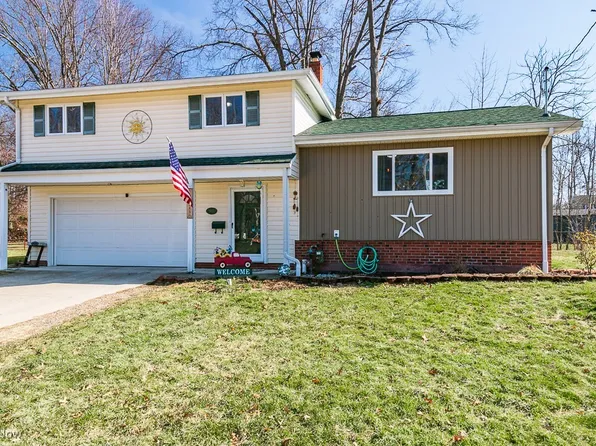 1635 Luanna Dr, Eastlake, OH 44095