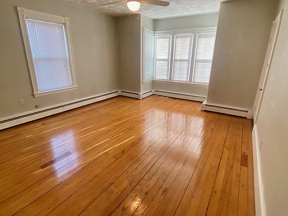 5th image of 1355 Newport Ave Floor 2