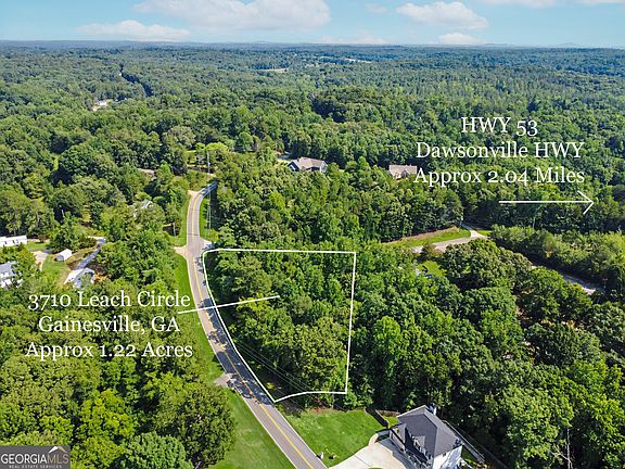 4th image of 3710 Leach Cir