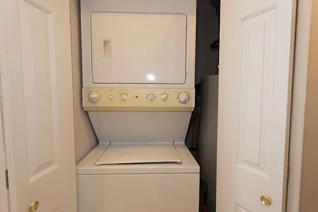1426 W Belmont Ave #A3 — Photo 14