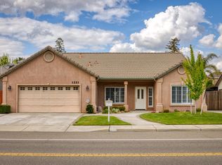 1221 E Milgeo Ave, Ripon, CA 95366