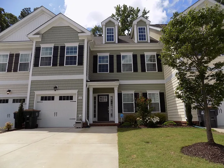 121 Wineberry Way — Photo 25