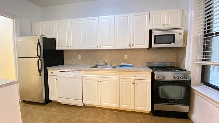 Rented by Contact Realty | media 31