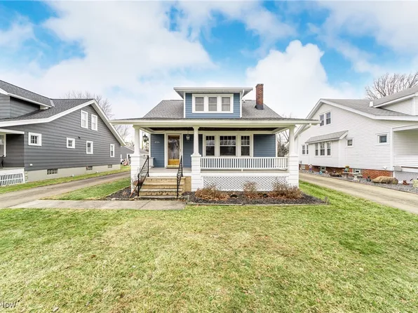 4326 W 219th St, Fairview Park, OH 44126