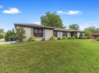 4545 Garon Dr, Saint Louis, MO