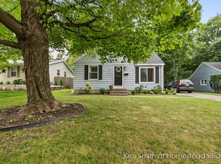 1462 37th St SW, Wyoming, MI 49509